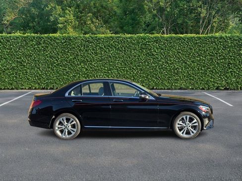 Used 2020 Mercedes-Benz C 300 4MATIC Sedan image 2