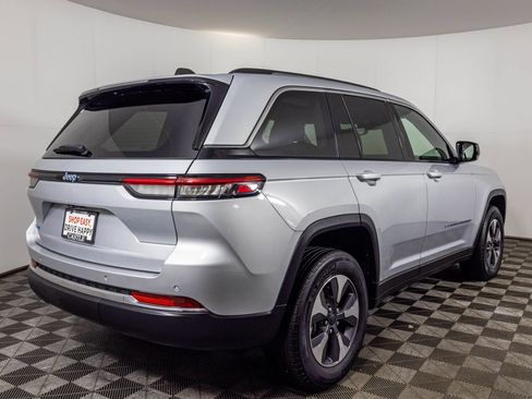 Used 2022 Jeep Grand Cherokee Limited 4xe AWD/4WD image 17