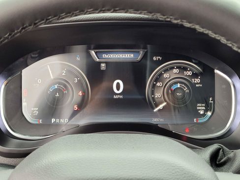 Used 2025 RAM 3500 Laramie AWD/4WD image 29
