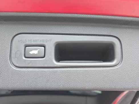 Used 2023 Honda Pilot Elite image 14
