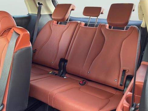 New 2026 Kia Carnival EX image 29