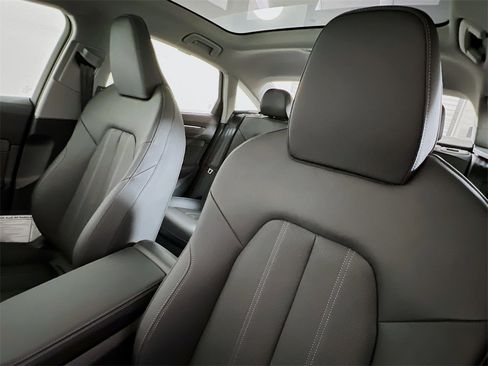 New 2026 Audi A6 Premium Plus image 10