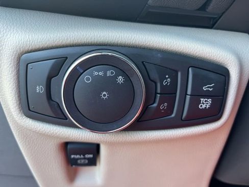 Used 2020 Lincoln Nautilus Reserve image 17