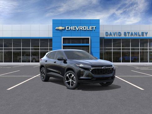 New 2026 Chevrolet Trax RS FWD image 2