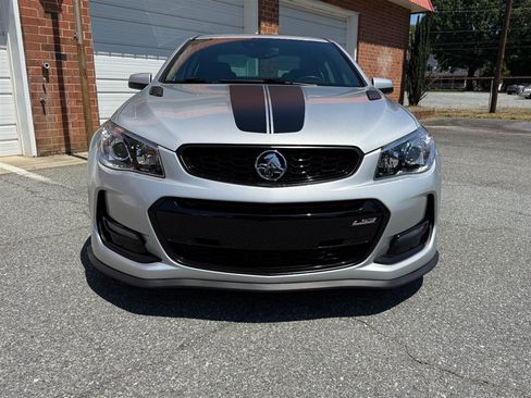 Used 2017 Chevrolet SS RWD image 10