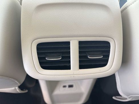 Used 2023 Buick Envision Preferred FWD image 21