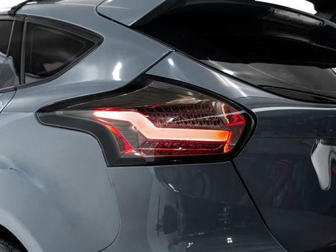 Used 2016 Ford Focus RS image 9