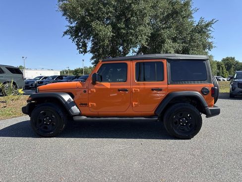 Used 2025 Jeep Wrangler Unlimited Sport AWD/4WD image 17