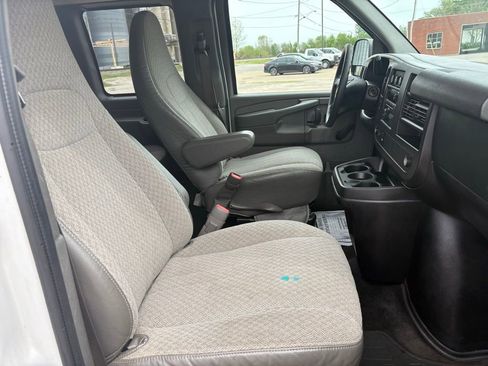 Used 2013 Chevrolet Express 2500 LS RWD image 16