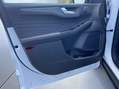 New 2026 Ford Escape Active w/ Active Premium Tech Pack image 14