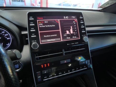 Certified 2021 Toyota Avalon XSE image 23