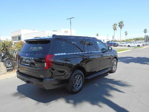 Certified 2025 Ford Expedition Max Active RWD image 4