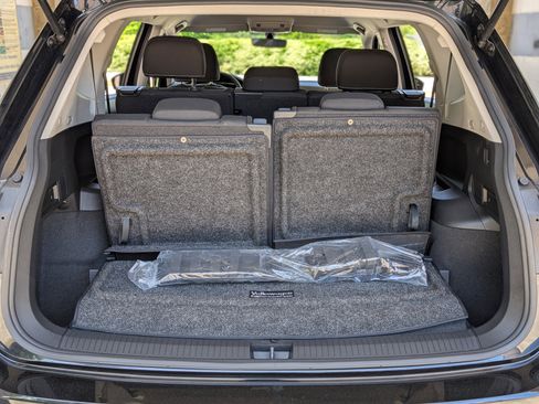 Used 2023 Volkswagen Tiguan S image 19