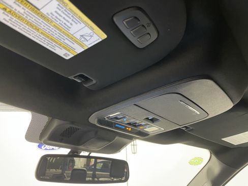 Used 2024 Ford F150 Platinum w/ Equipment Group 702A High image 9