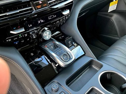 New 2026 Acura MDX SH-AWD w/ Advance Package image 7