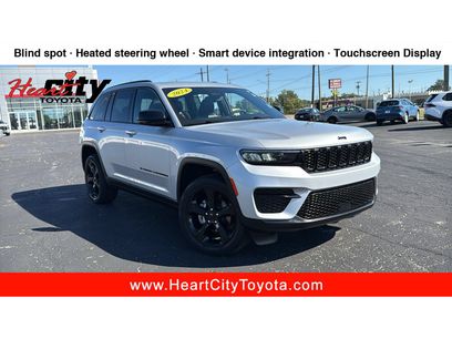 Used 2024 Jeep Grand Cherokee Altitude