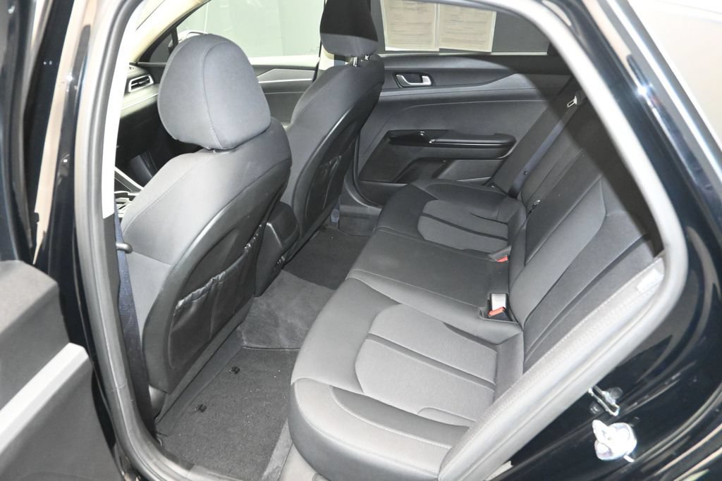 Used 2023 Kia K5 LXS FWD image 13