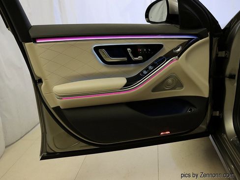 Used 2024 Mercedes-Benz S 580 4MATIC Sedan image 26