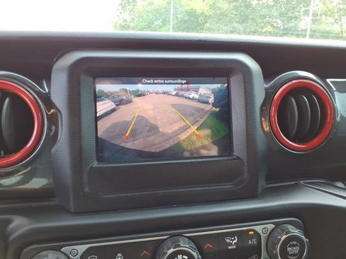 Used 2021 Jeep Wrangler Unlimited Sport AWD/4WD image 20