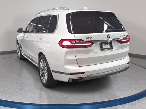 Used 2020 BMW X7 xDrive40i w/ Luxury Seating Package AWD/4WD image 7