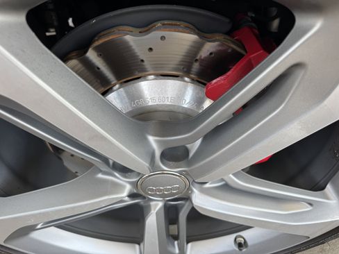 Used 2014 Audi RS 7 Prestige w/ Comfort Seating Package image 32