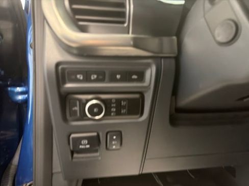 Used 2023 Ford F150 Lariat w/ Equipment Group 502A High AWD/4WD image 23