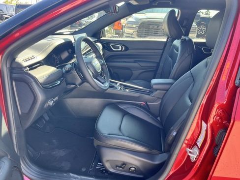 New 2026 Jeep Compass Limited image 15