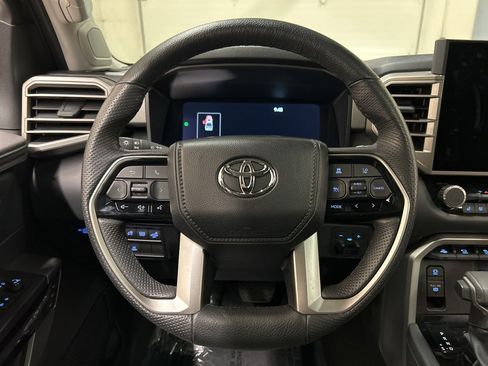 Used 2024 Toyota Tundra Limited image 17