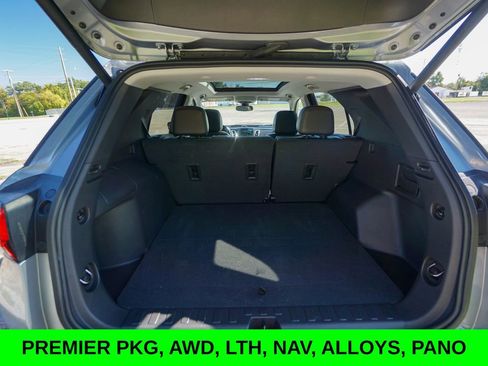 Used 2023 Chevrolet Equinox Premier image 39