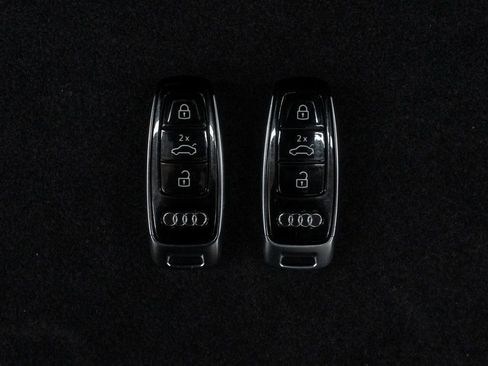 Used 2023 Audi RS e-tron GT w/ Carbon Performance Package image 64