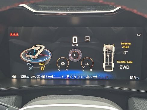 Used 2024 Chevrolet Colorado Z71 w/ Z71 Convenience Package 2 image 12