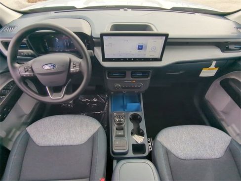 New 2025 Ford Maverick XLT image 16