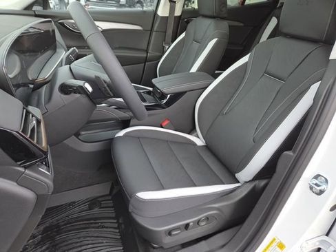 New 2026 Buick Envision Sport Touring image 34