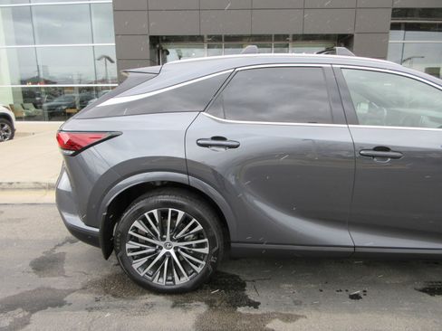 Used 2025 Lexus RX 350 w/ Convenience Package image 10