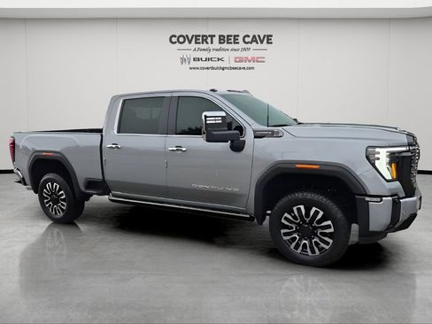 New 2026 GMC Sierra 2500 Denali Ultimate image 12