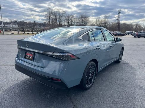 New 2026 Nissan Sentra SV w/ Floor Mat Package FWD image 7