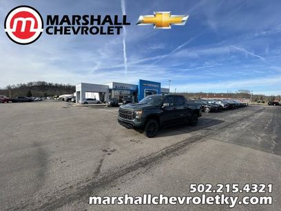 New 2026 Chevrolet Silverado 1500 Custom Trail Boss w/ Dark Appearance Package