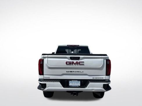 Used 2024 GMC Sierra 2500 Denali image 15
