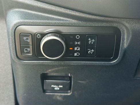 Used 2024 Ford Bronco Badlands image 32