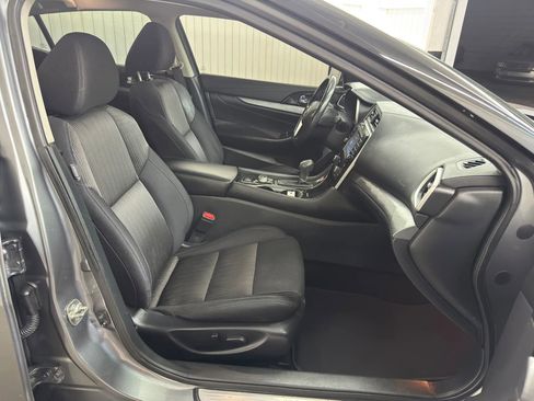 Used 2017 Nissan Maxima 3.5 S image 10