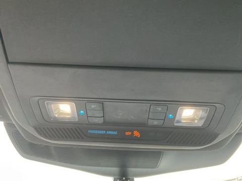 Used 2020 Ford Explorer XLT w/ Equipment Group 202A image 19