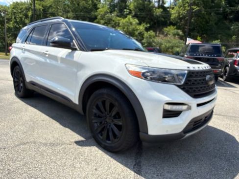Used 2020 Ford Explorer Limited AWD/4WD image 1