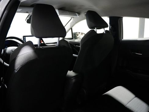 Used 2021 Toyota C-HR LE image 16