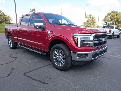 Used 2025 Ford F150 Lariat w/ Equipment Group 502A High AWD/4WD image 2