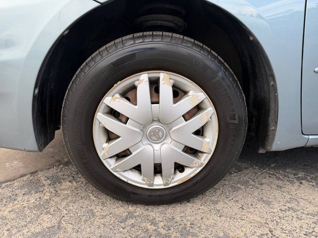 Used 2009 Toyota Sienna LE FWD image 25