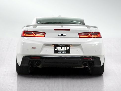 Used 2017 Chevrolet Camaro SS RWD image 4