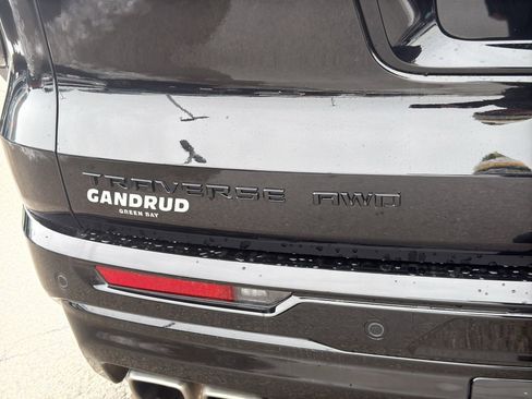 Used 2024 Chevrolet Traverse RS w/ LPO, Floor Liner Package image 8