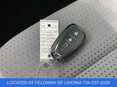 Used 2024 Chevrolet Trax LT w/ Driver Confidence Package FWD image 33