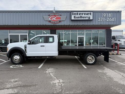 Used 2023 Ford F550 4x4 SuperCab Super Duty image 5