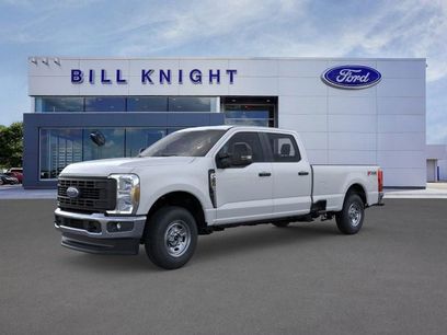 New 2026 Ford F250 XL w/ FX4 Off-Road Package